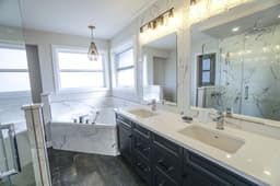 Locally Owned and Operated's image